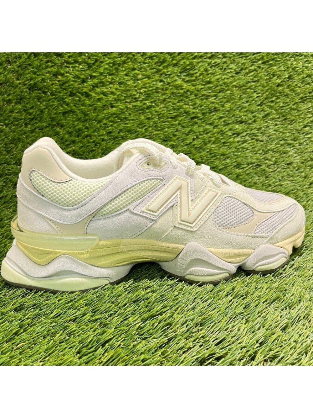 New Balance 9060 Mens Size 10 Mineral Gray Athletic Running Shoes Sneakers